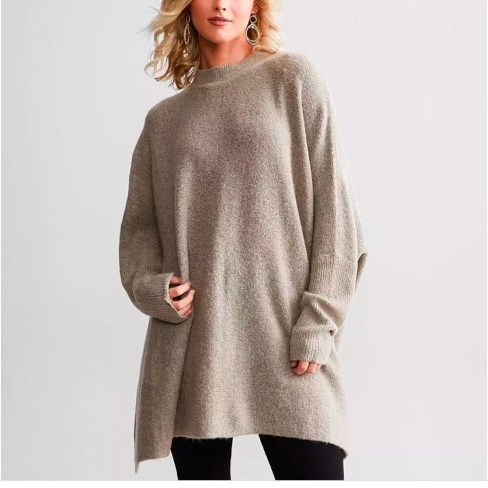 Daytrip Taupe Women's Crew Neck Sweater